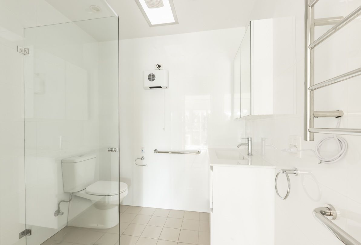 Refurbished One Bedroom Apartment with Natural Light and Garden Views