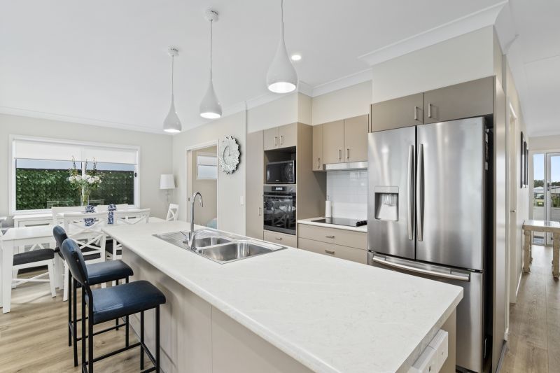 Tranquil Living, Spacious Backyard