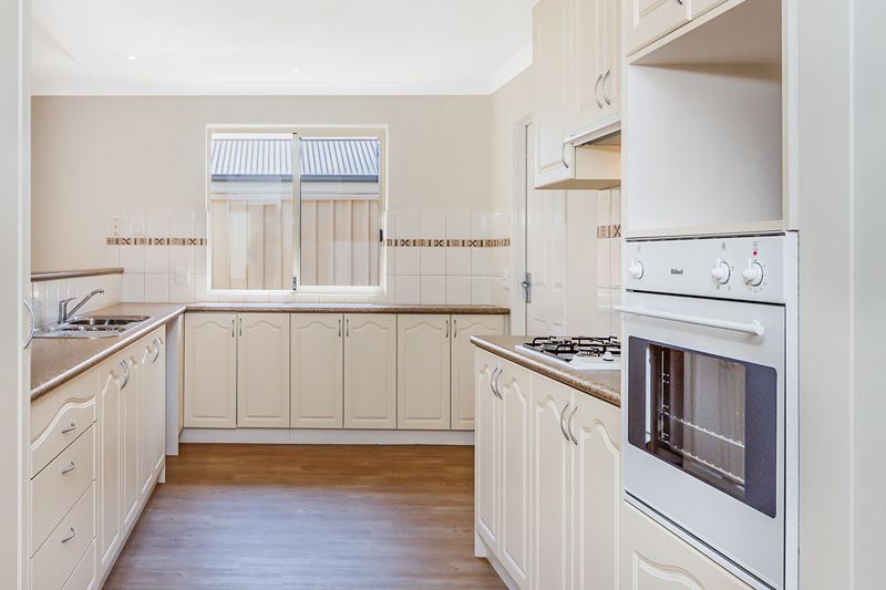 Refurbished  Bright and Modern Home