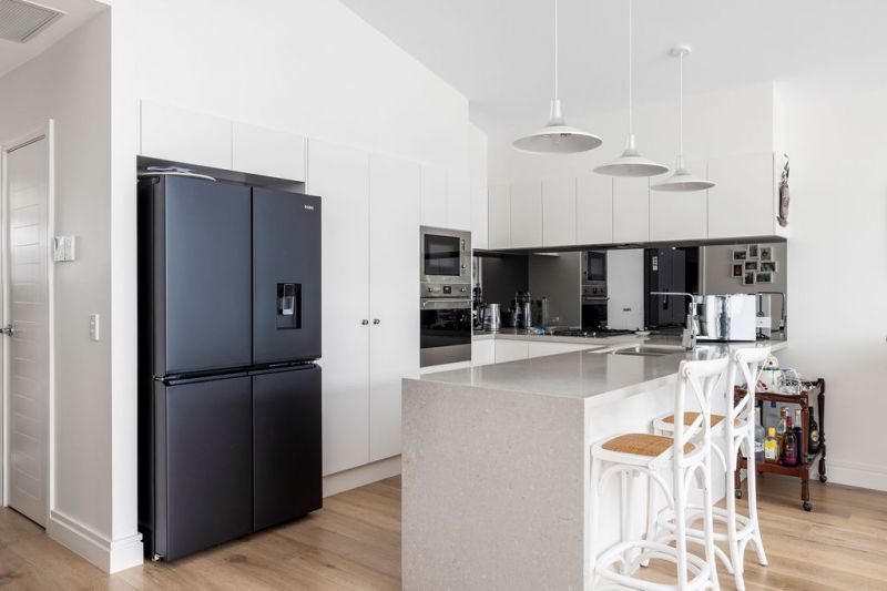 Discover Luxury Living in a Prime Location!