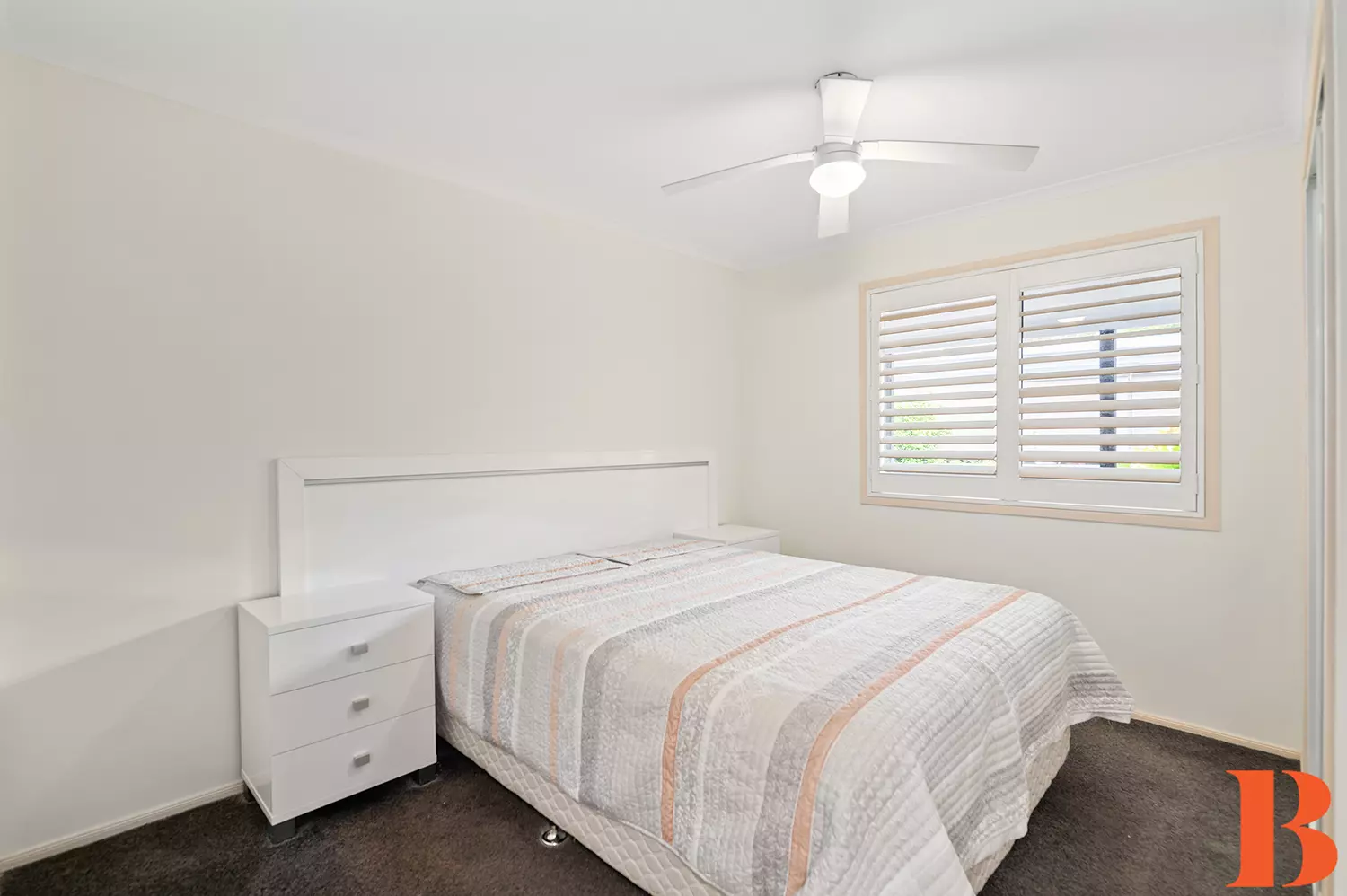 DEPOSIT TAKEN / UNDER CONTRACT - Perfect Presentation - Fabulous indoor/outdoor living room - convenient location