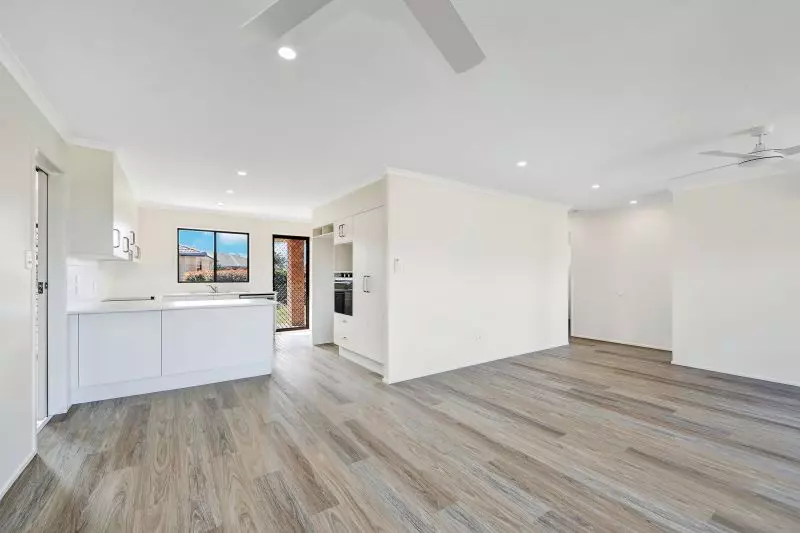 Soothing ocean sounds and coastal breeze!