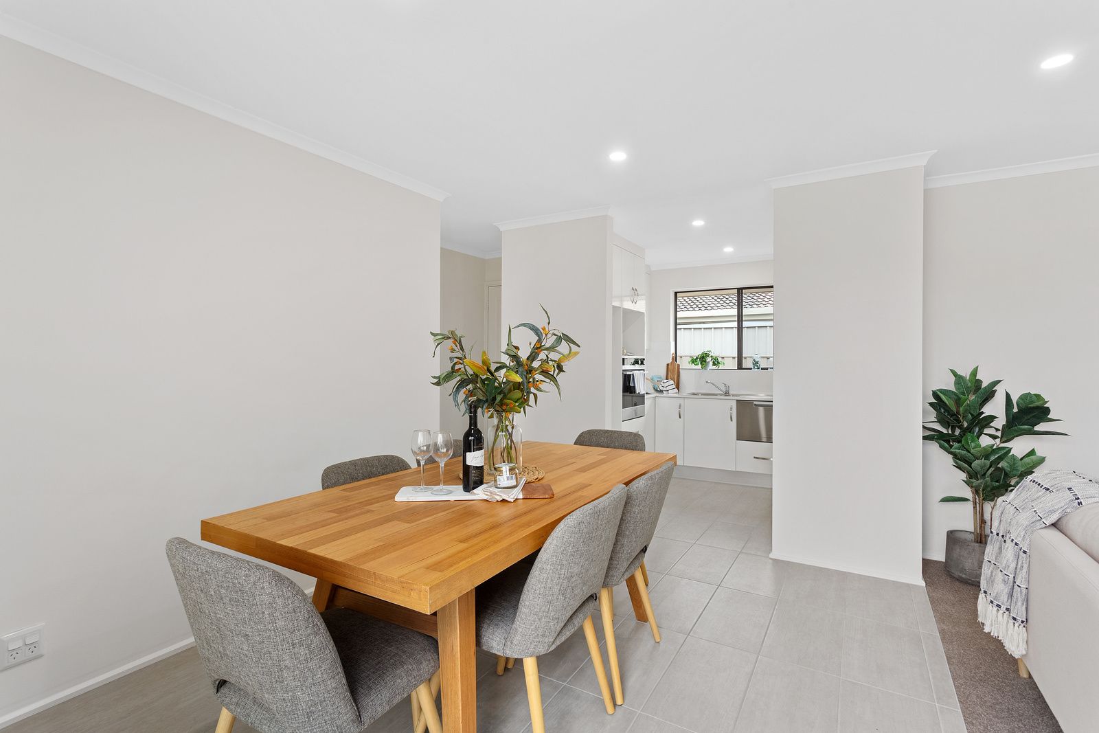 Recently renovated, this 2-bedroom retirement unit with carport is set within beautifully maintained grounds, just moments from the vibrant Adelaide CBD.