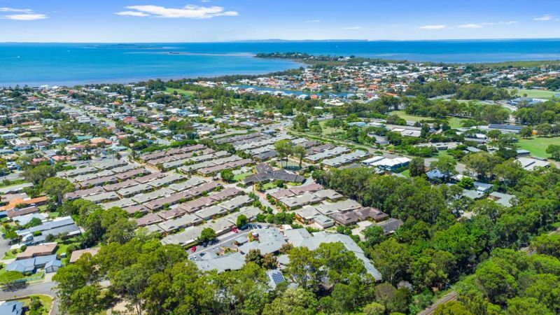 Friendly and social community with spacious villas!