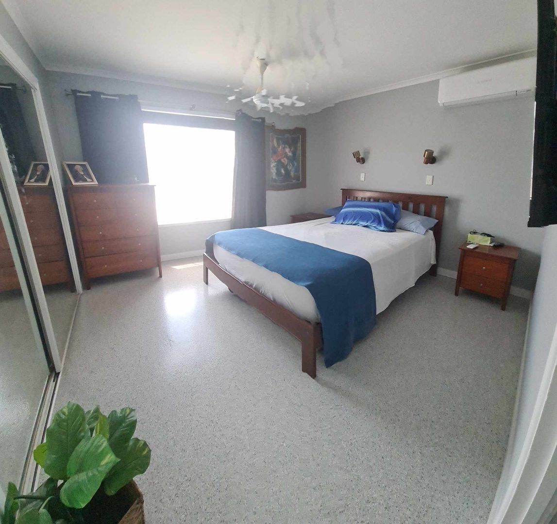 Renovations Completed and Dog Friendly !!!