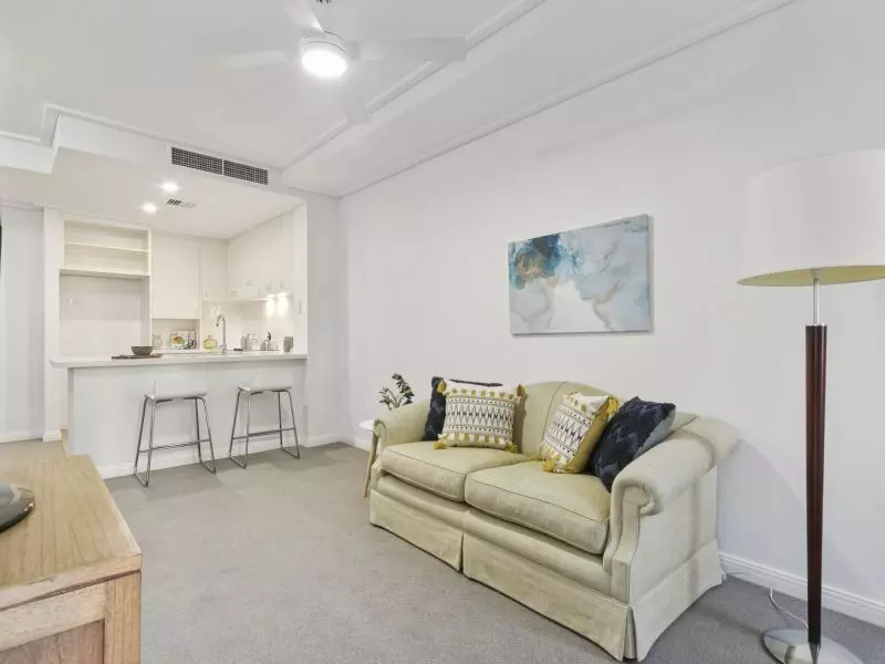 Stylish Home with Garden Terrace Access