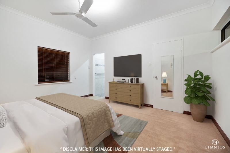 Family Home With Development Options!