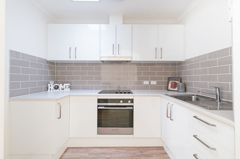 Live in this lovely unit while accessing the level of support you need when you need it!