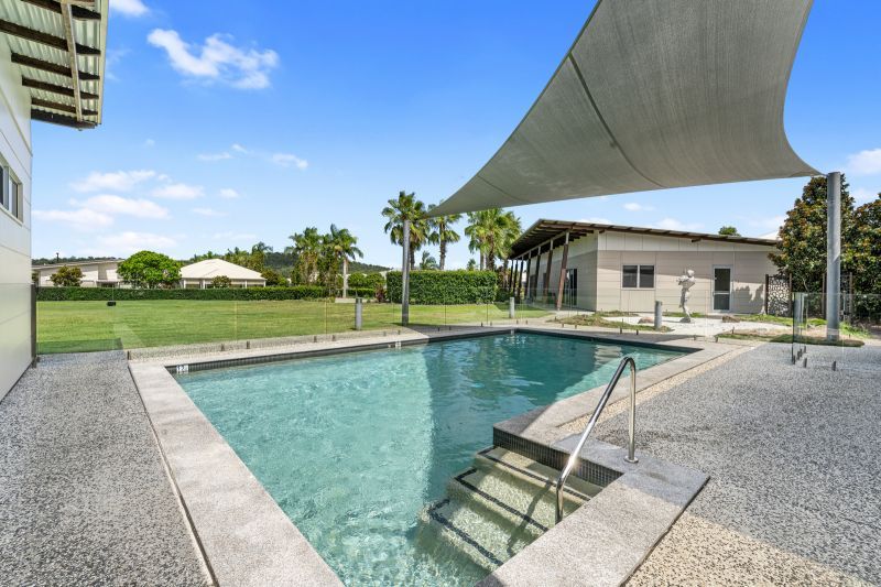 Modern Living in a Tropical Haven