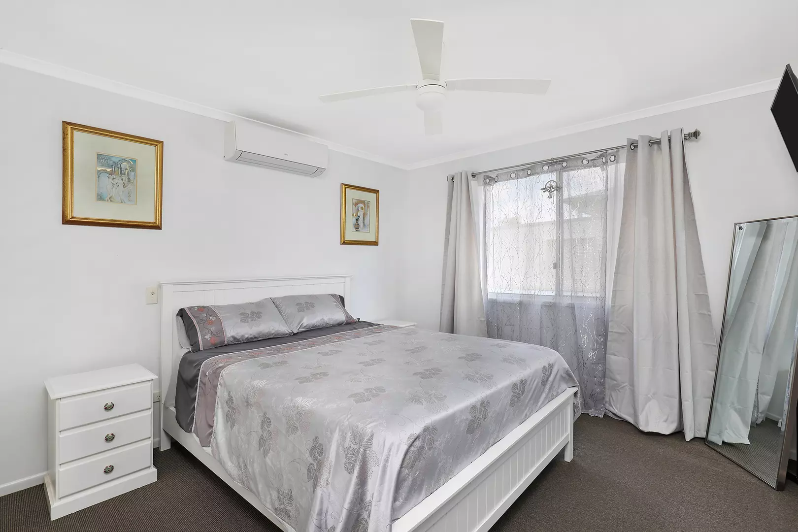 Unbeatable Value: Affordable Charm Awaits! V134 Edgewater