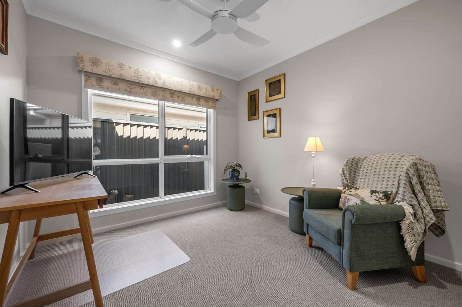 Elegant Home, Premium Extras