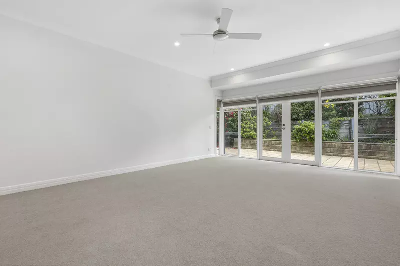 Spacious Garden Unit in Peaceful Cul-de-Sac