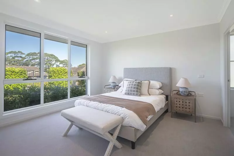 Spacious Coastal Villa with Room to Move