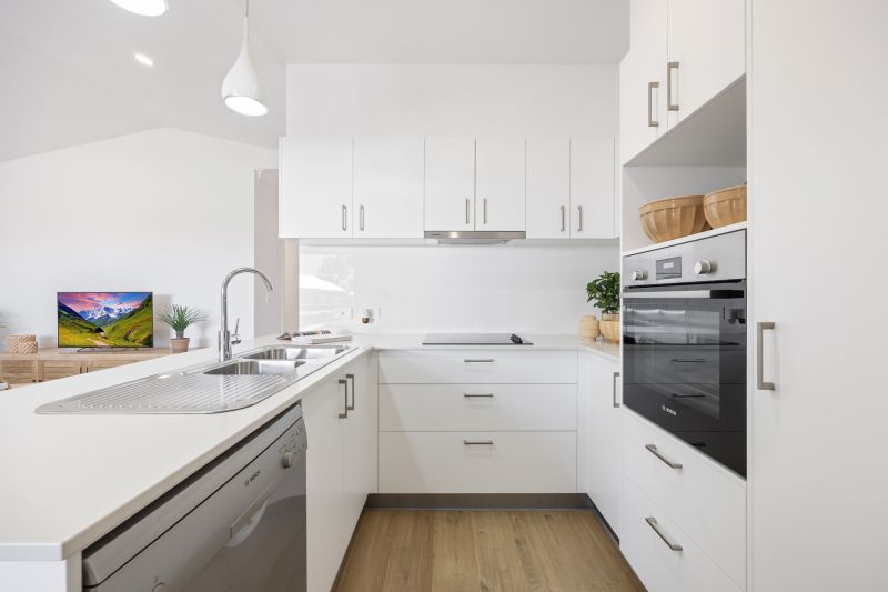 Great Investment Opportunity OR Buy Now Move in Later!