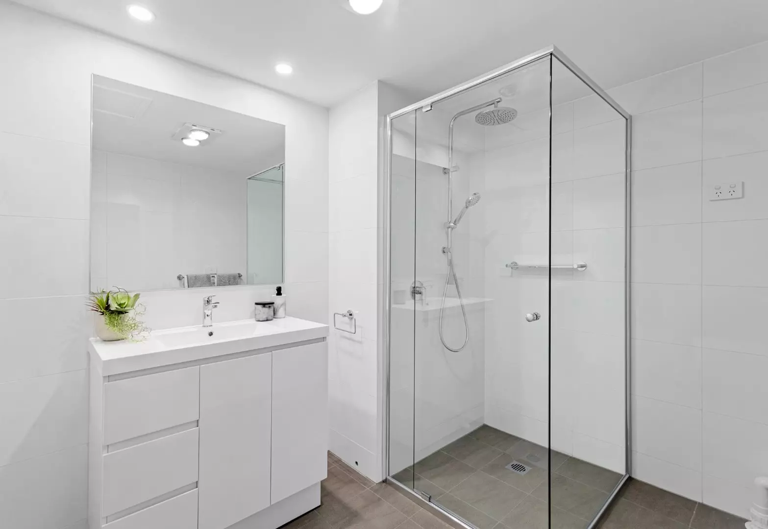 513/6 Jersey Place, Cromer