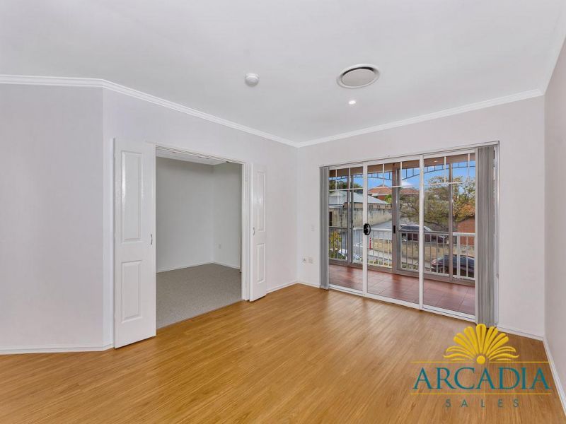 THE BEAUMONT SWANBOURNE - East Facing Two Bedroom  Apartment