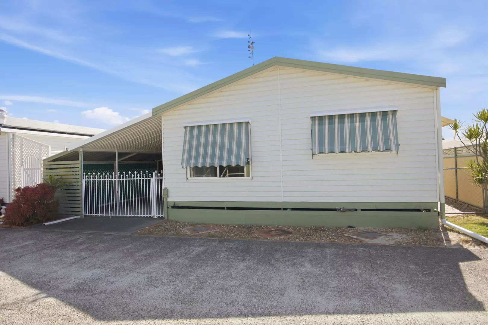 Tweed Broadwater Village, an Over 50's Pet Friendly Lifestyle Village