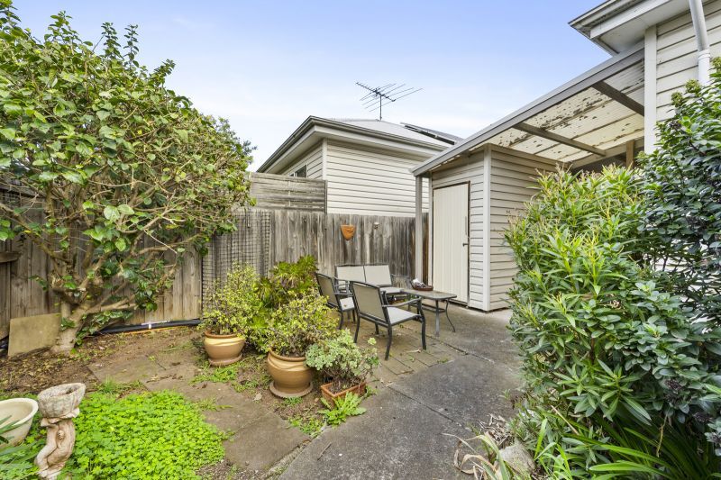 Cosy Single-bedroom Home