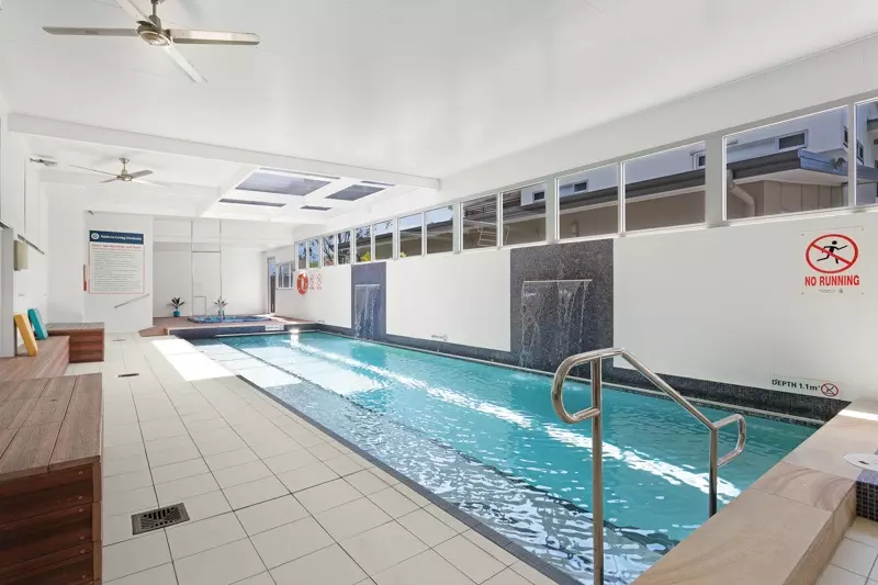 Large Refurbished One Bedroom Plus Multi Purpose Room Apartment