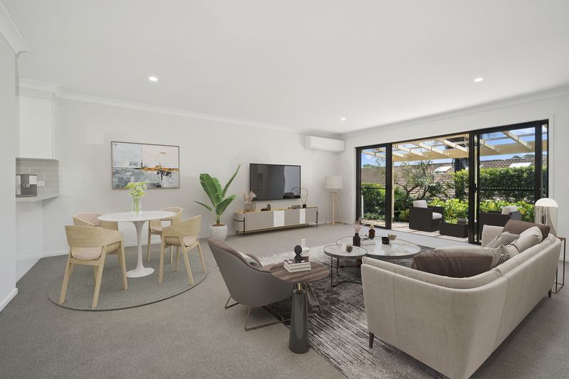 Bright Villa with Private Courtyard