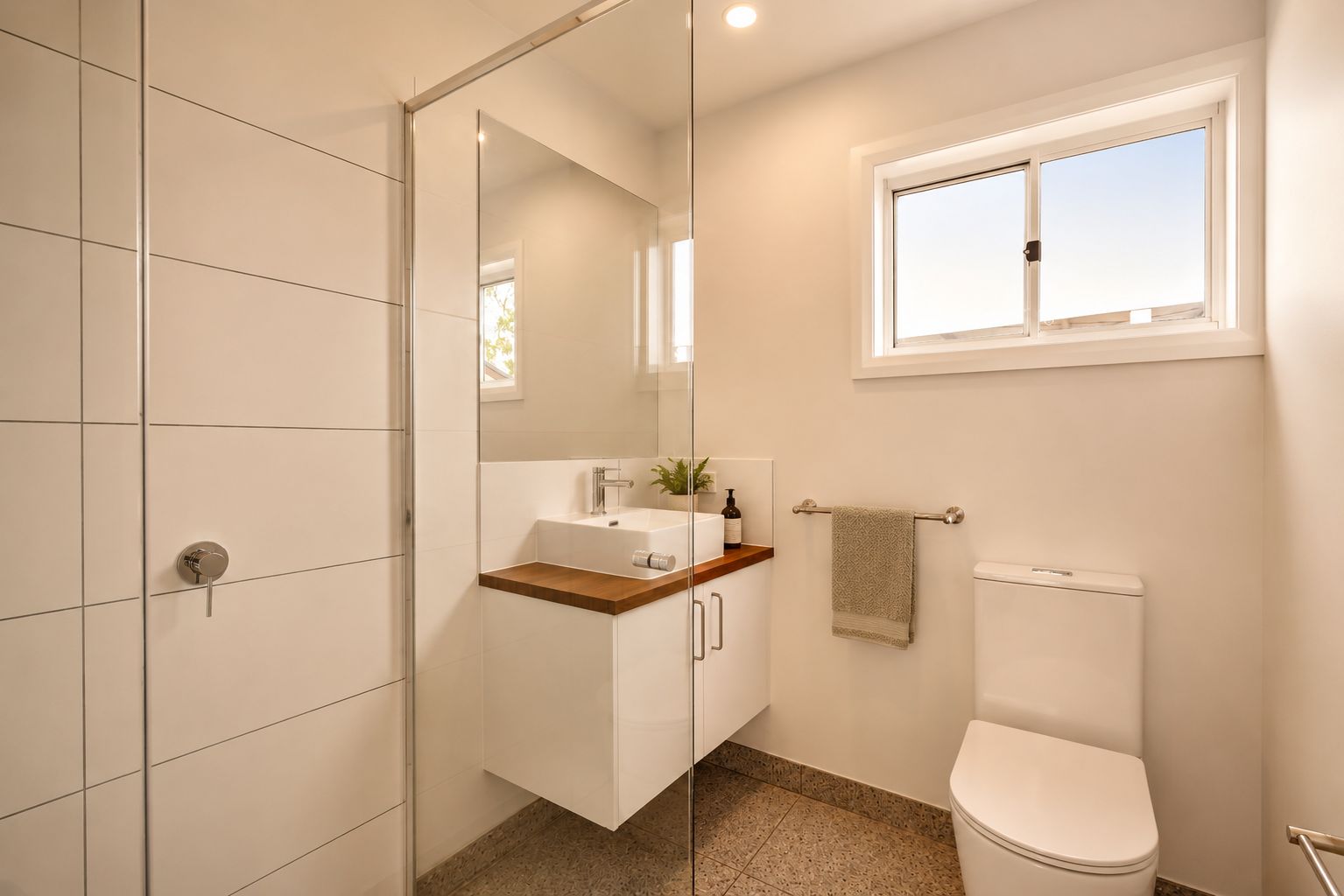 Welcome to The Mannagum, where you can experience the ultimate in low-maintenance living. 