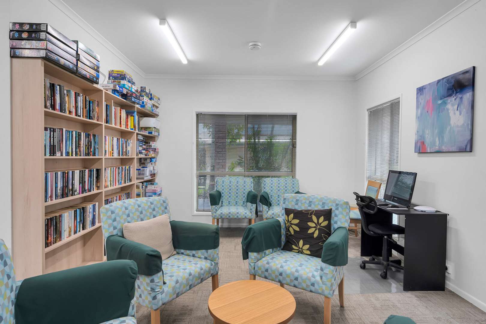 Independent Living  Unit with Kitchenette - Couples
Rent in a Seniors Living Community