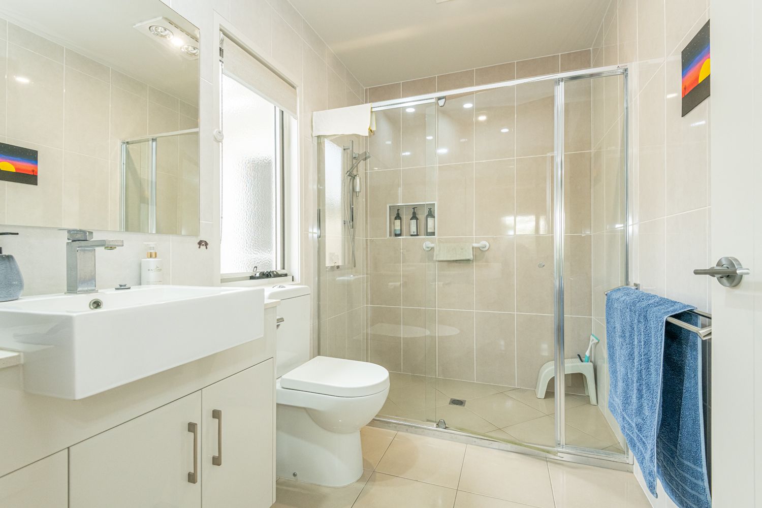 Stylish Living in a Prime Lifestyle Setting 