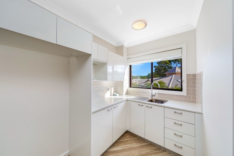 Comfortable Serviced Apartment with Enclosed Balcony