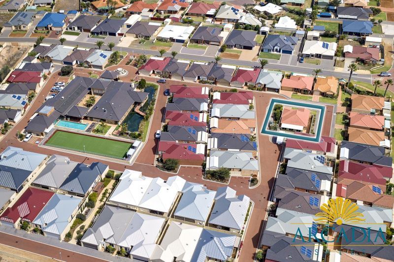 ARCADIA WATERS GERALDTON - 3 Bedroom with Amazing Enclosed Rear Patio