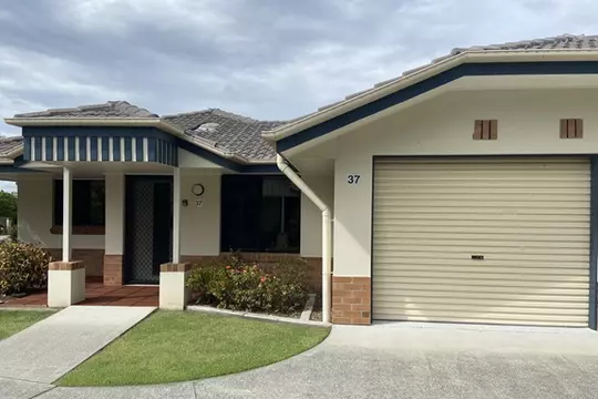 Villa 37 - Bolton Clarke Carrington Village - Retirement Village 