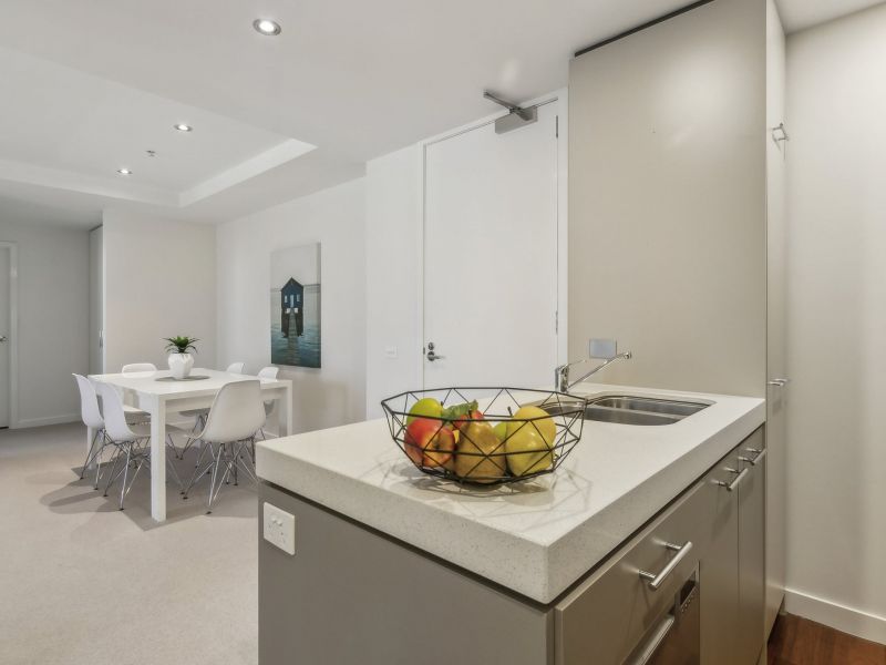 Bright, Spacious Apartment with Private Balcony in Prime Location