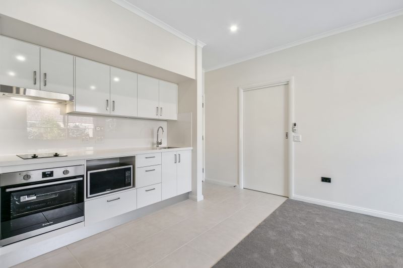 Beautifully presented studio apartment