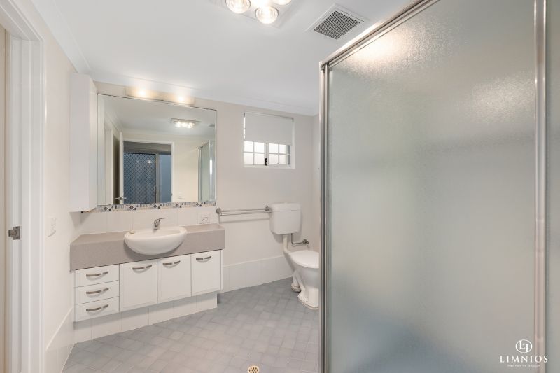 UNDER OFFER Surprisingly Spacious Courtyard Villa