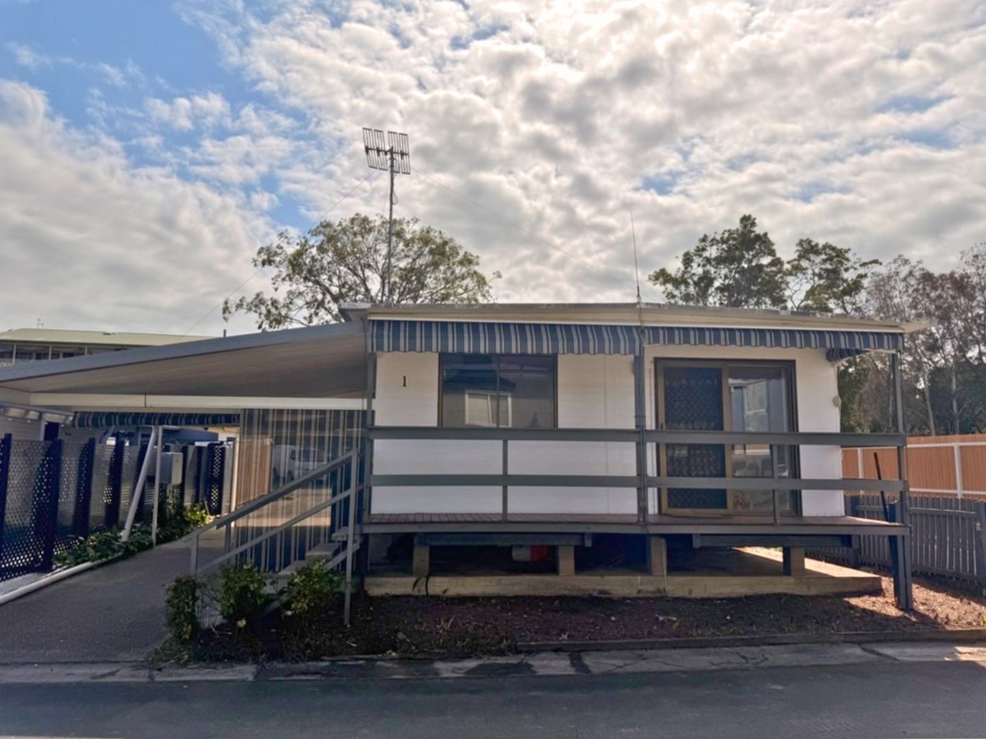 Lakeside Forster Village - Site 1/8th Ave