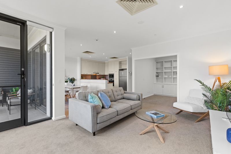 Rare Top‑Floor Apartment with Stunning Hills and Garden Views