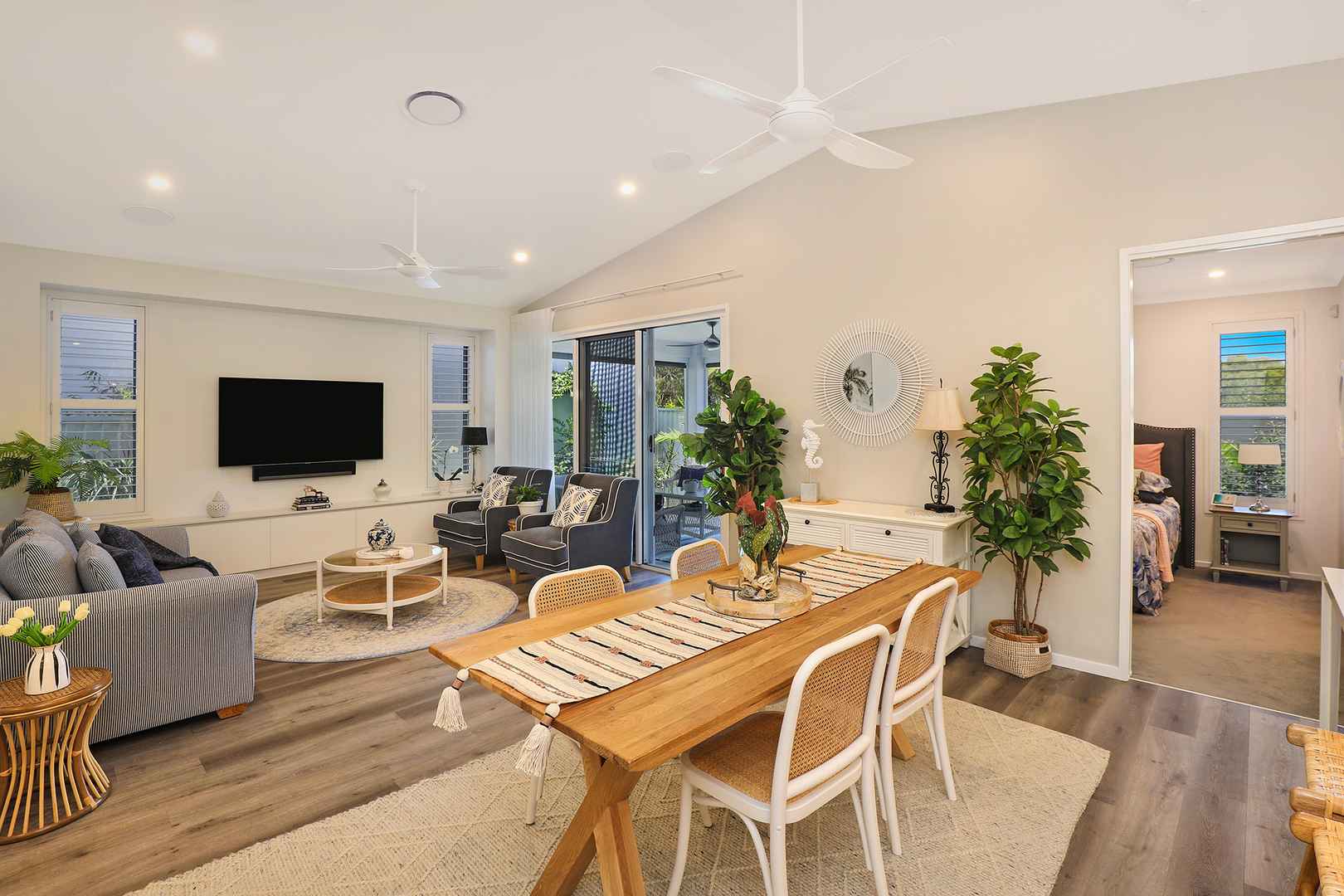 V22 GemLife - Turn the Dream into Reality!