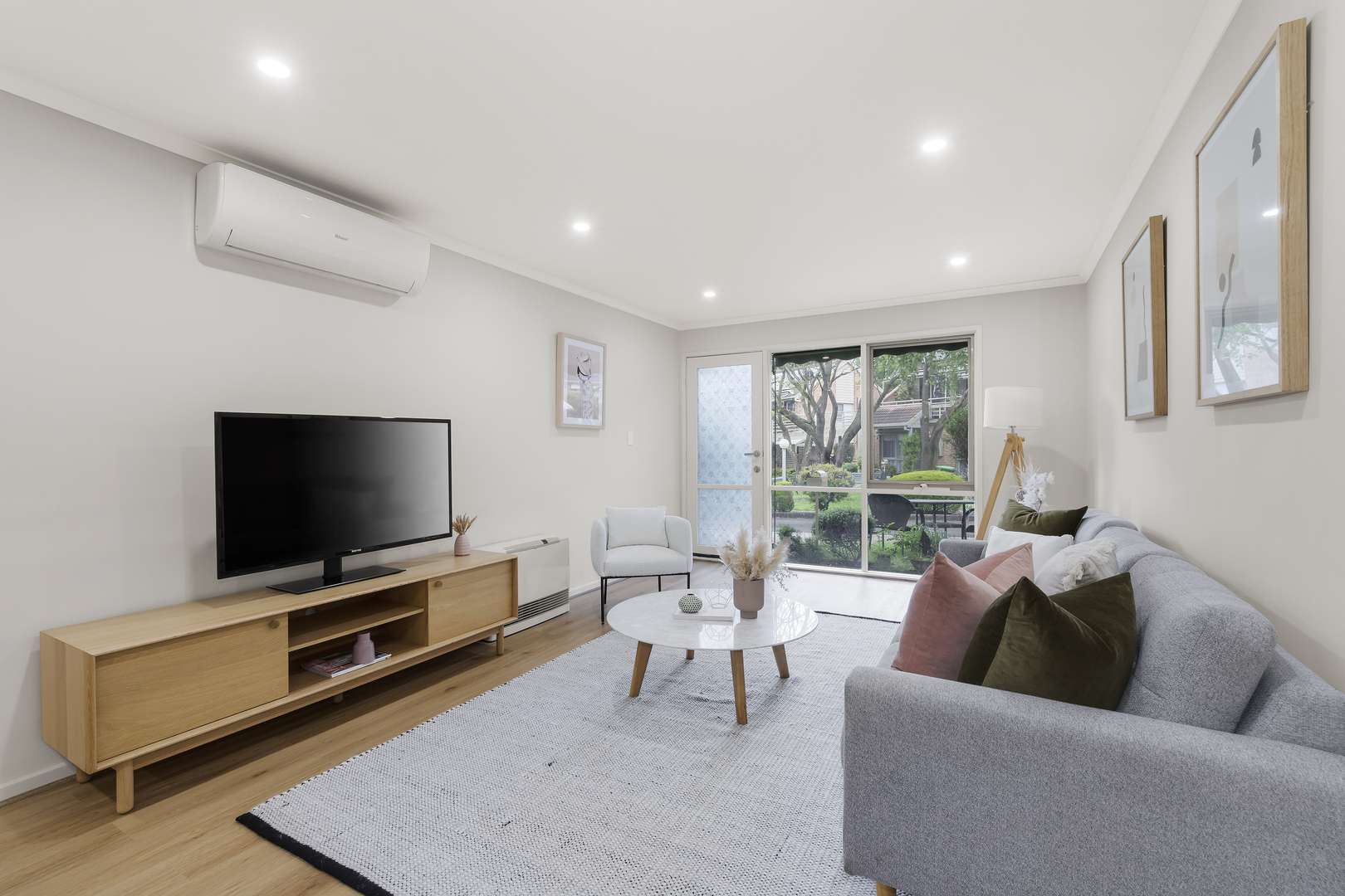 Eltham's Best Independent Living Unit!