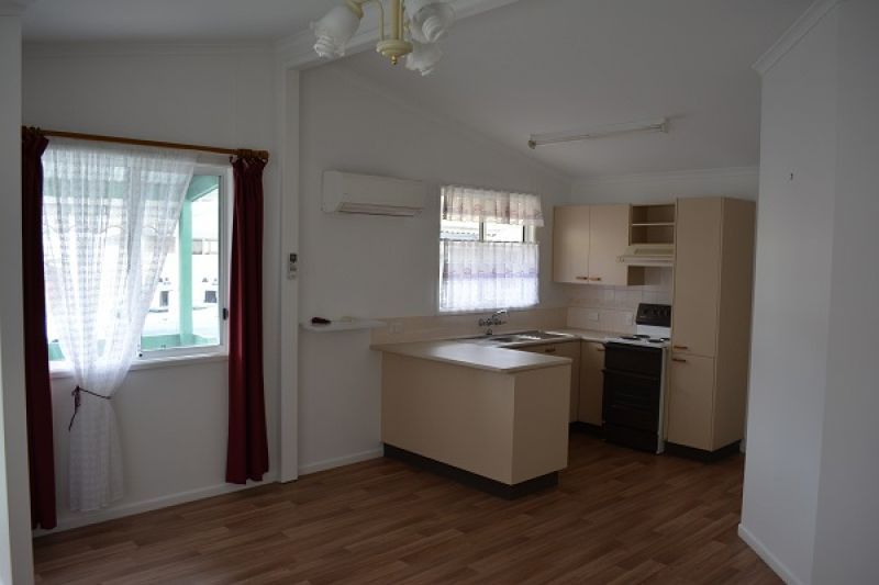 LIME TREE VILLAGE - SITE 19