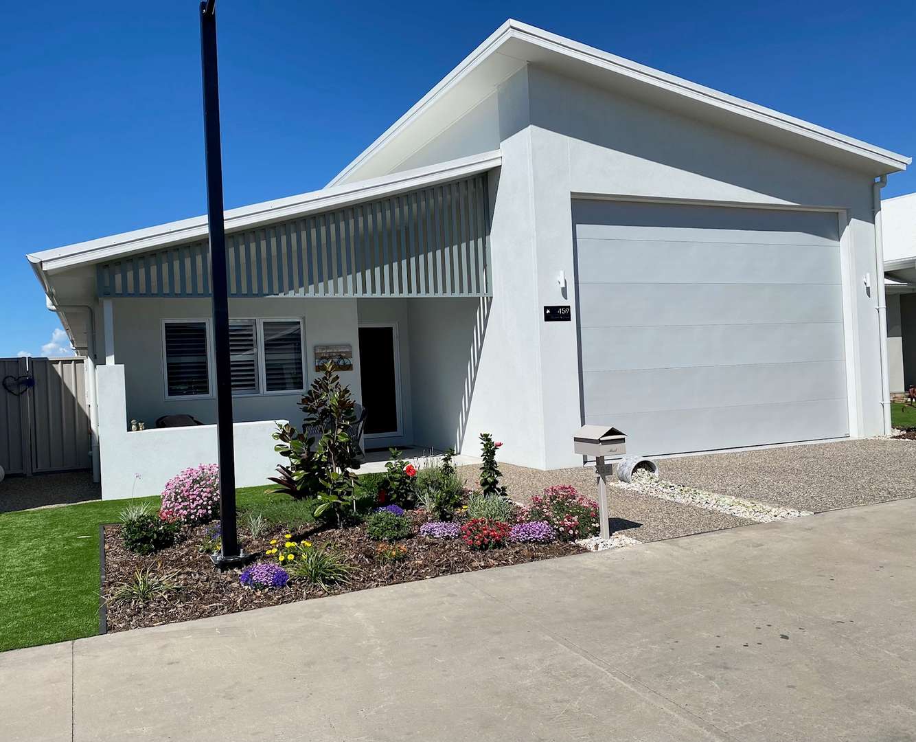 MODERN RV HOME - FLAME TREE #459