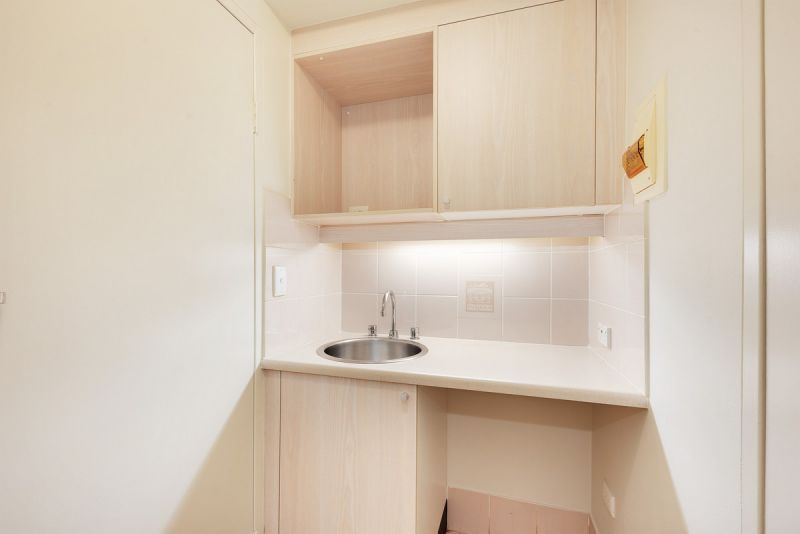 Freshly painted and with brand new quality carpets this cozy one bedder garden unit is a sanctuary of peace & quite.