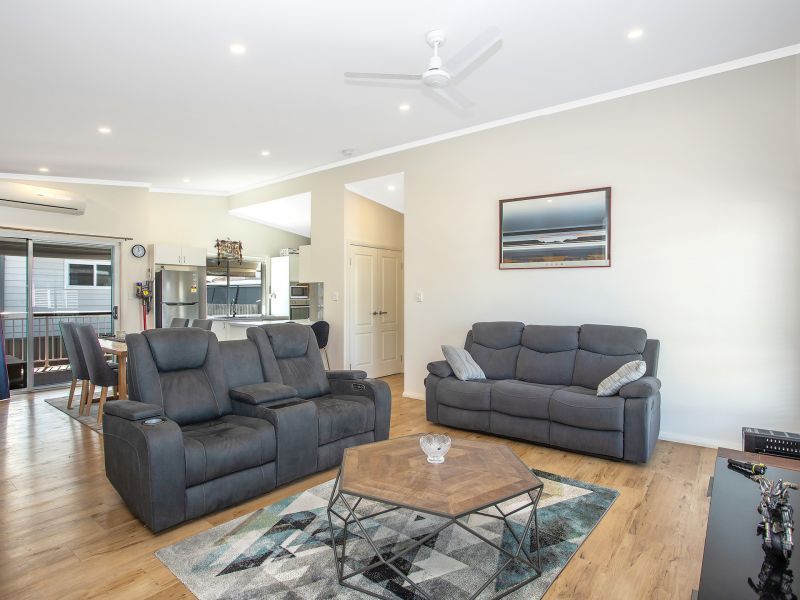 Modern Comfortable Home!