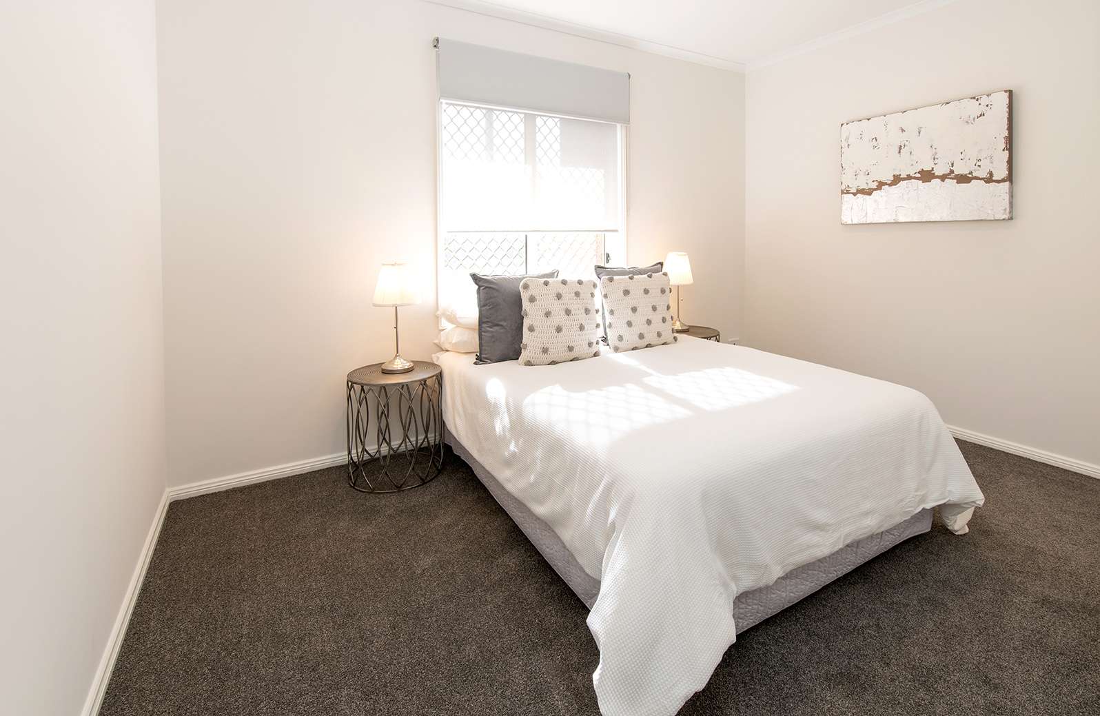 Eldercare Old Oxford Court: spacious two-bedroom villa near the beach