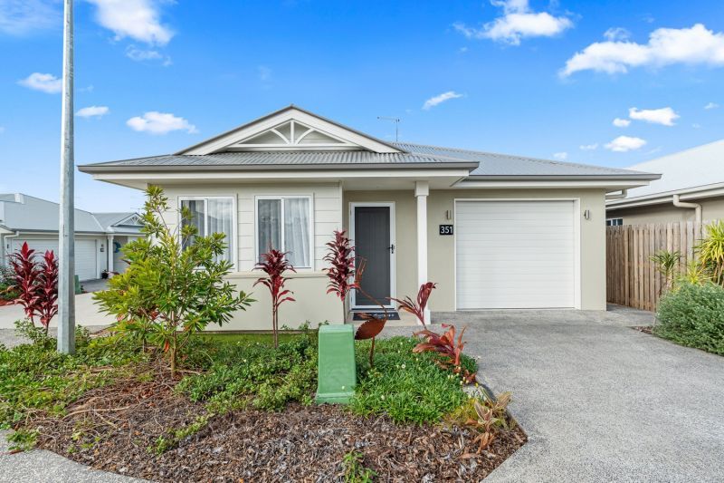 Spacious Beauty, Private Corner Location