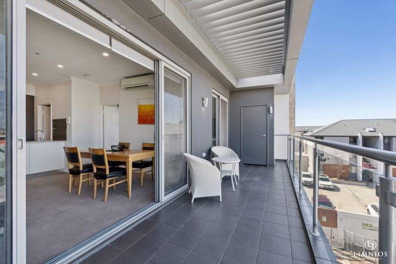 Fully Furnished Inner-City Sanctuary with City Views