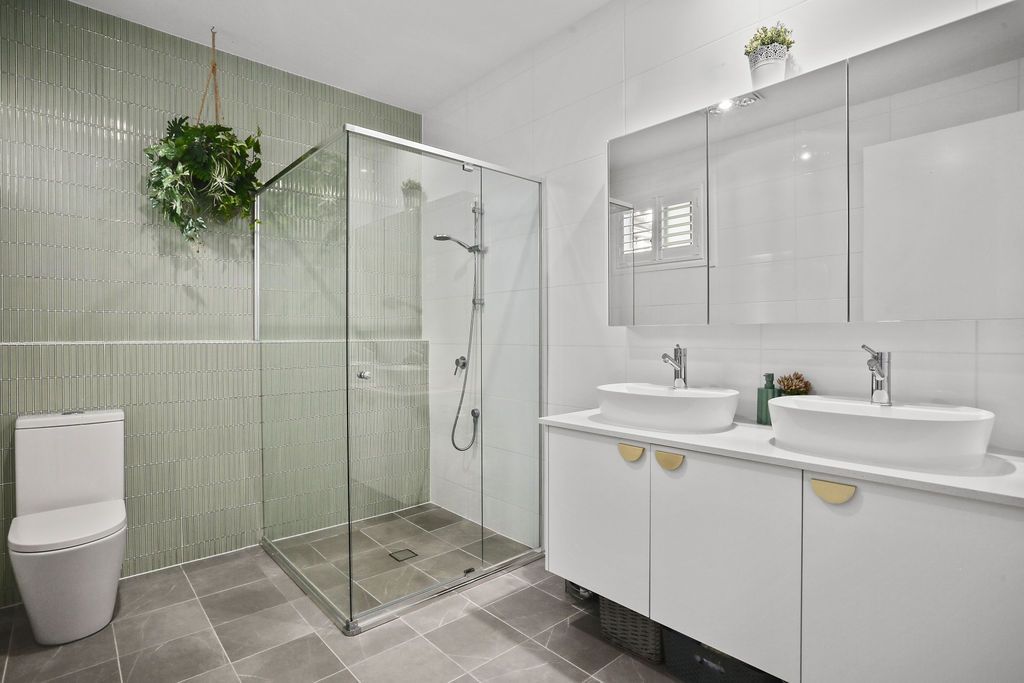  Ready to Move in Now - Spacious Lavender Prelove Home