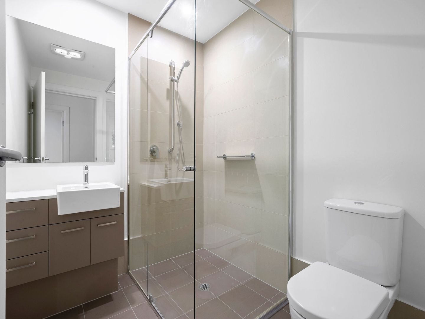 156/226 Windsor Road, Winston Hills