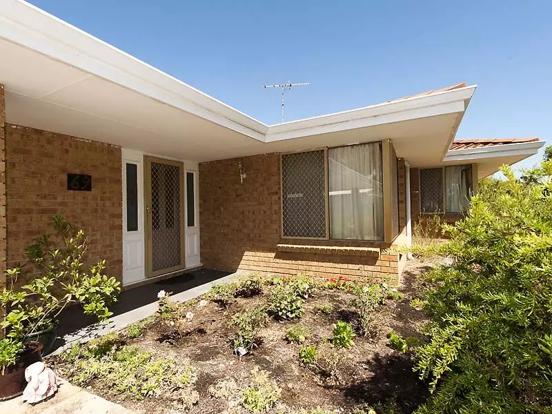 PLENTY OF SPACE FIVE BEDROOMS AND ACERAGE