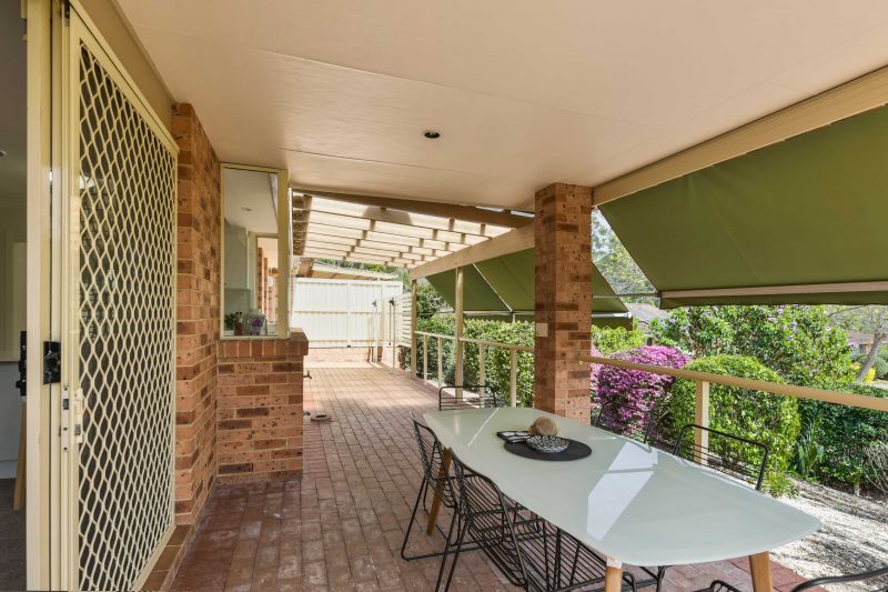 Fully refurbished elevated spacious 5 star villa