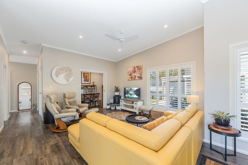 Stylish & Spacious - Two Bedroom Retreat