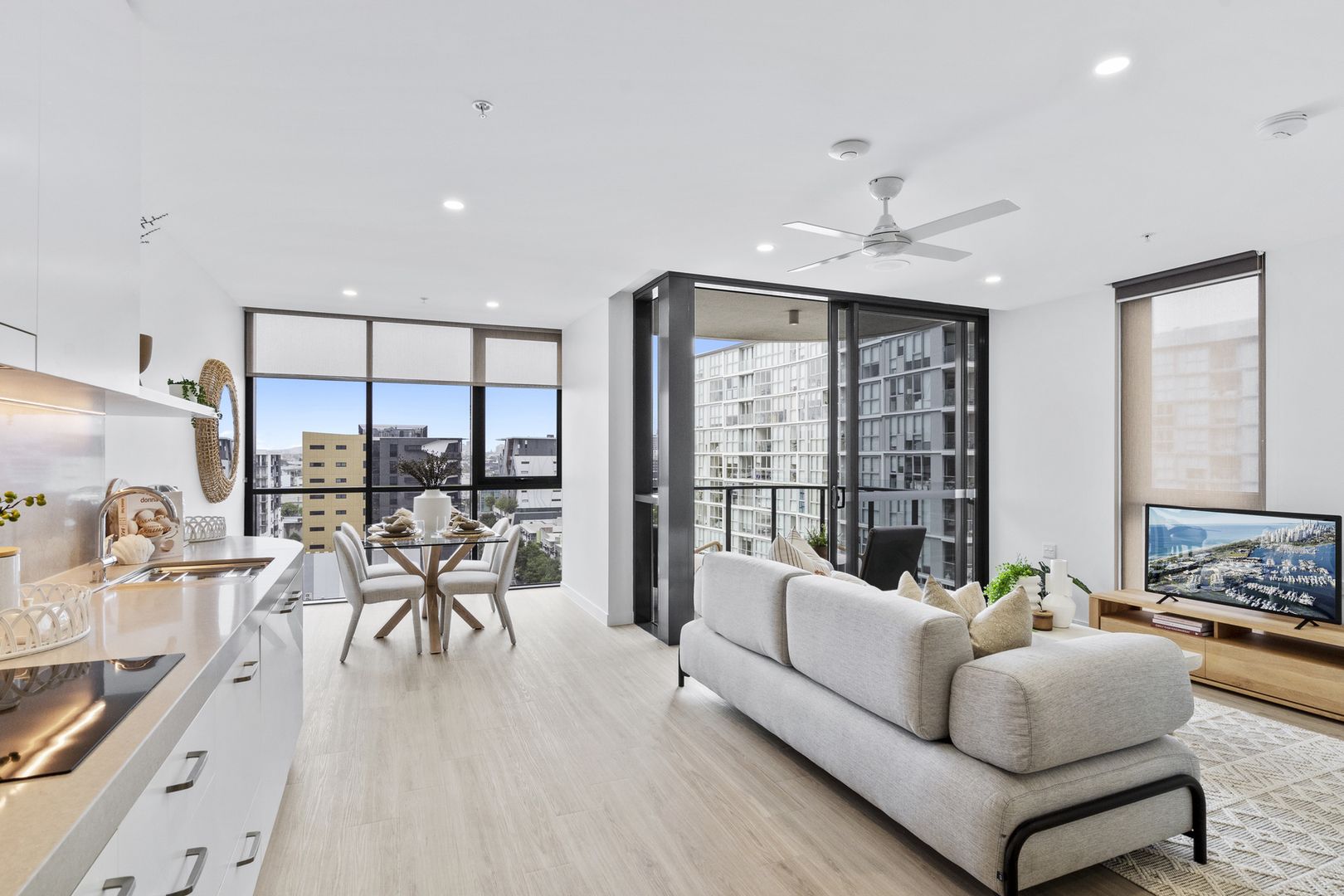 One-bedroom apartment with services